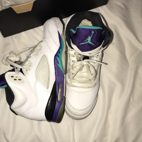 Grape 5s - Picture 2 of 3